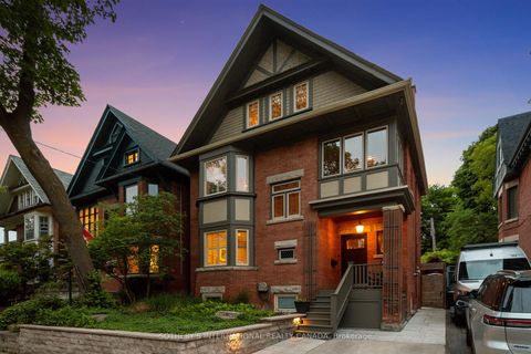 Photo 3 at 52 Nina Street, Casa Loma, Toronto