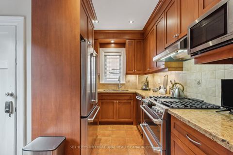 Photo 17 at 52 Nina Street, Casa Loma, Toronto Photo 17 at 52 Nina Street, Casa Loma, Toronto