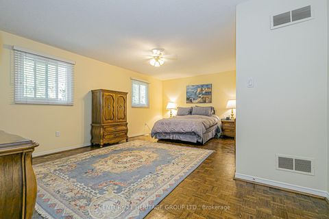 Photo 10 at 30 Rimmington Drive, Brownridge, Vaughan