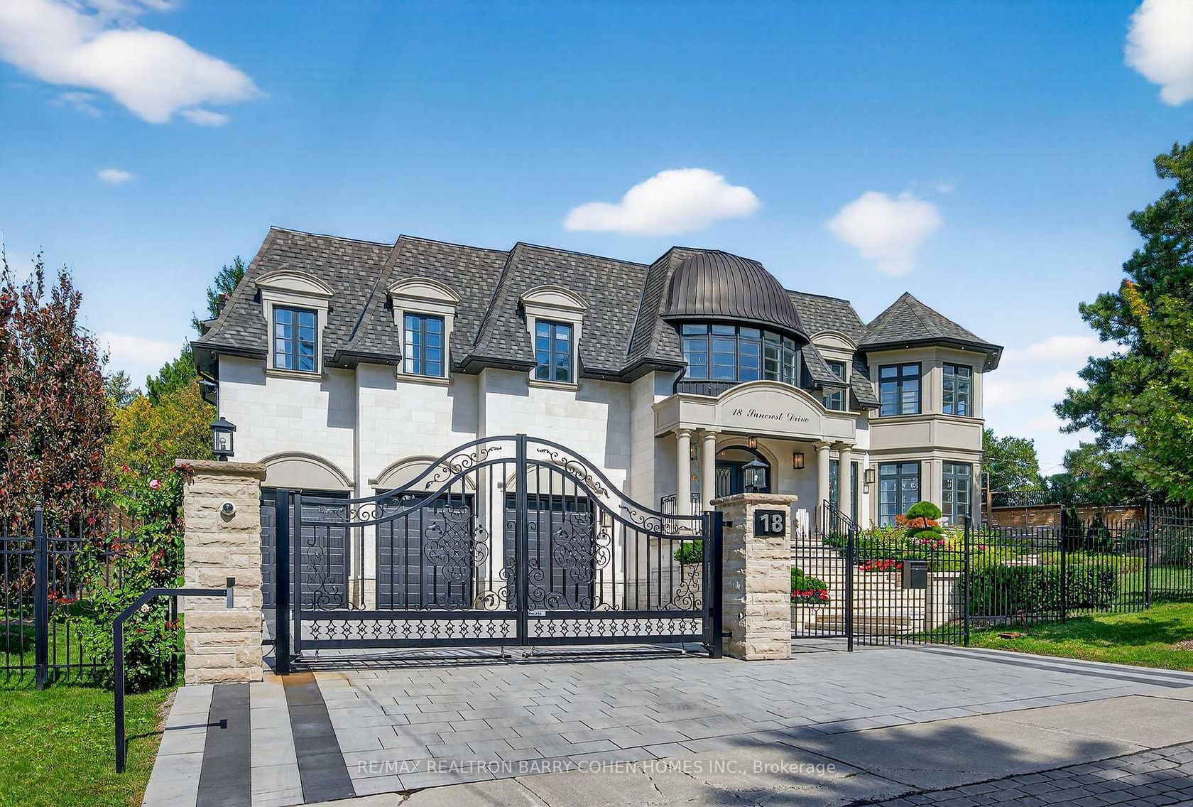 18 Suncrest Drive, York Mills, Toronto 