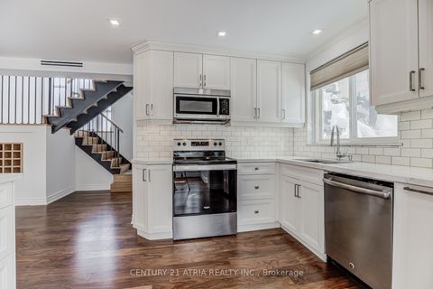 Photo 8 at 58 Lawnwood Court, Mill Pond, Richmond Hill