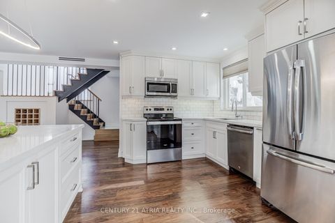 Photo 9 at 58 Lawnwood Court, Mill Pond, Richmond Hill