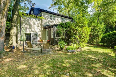 Photo 25 at 58 Lawnwood Court, Mill Pond, Richmond Hill