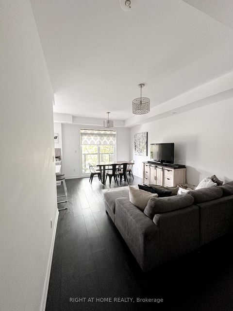 Photo 3 at 423 - 201 Pine Grove Road, Islington Woods, Vaughan