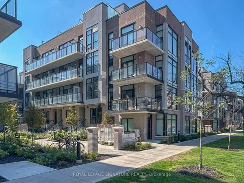 Photo 3 at 15 - 851 Sheppard Avenue W, Clanton Park, Toronto
