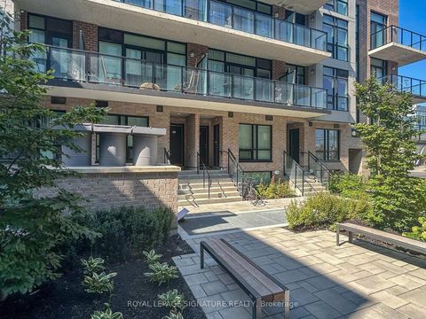 Photo 10 at 15 - 851 Sheppard Avenue W, Clanton Park, Toronto