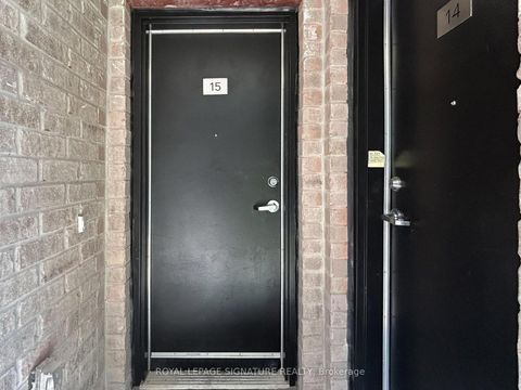 Photo 13 at 15 - 851 Sheppard Avenue W, Clanton Park, Toronto