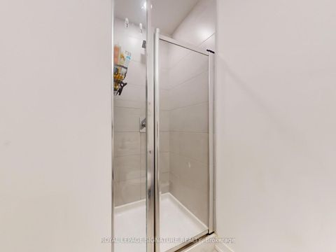 Photo 23 at 15 - 851 Sheppard Avenue W, Clanton Park, Toronto