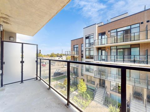 Photo 36 at 15 - 851 Sheppard Avenue W, Clanton Park, Toronto