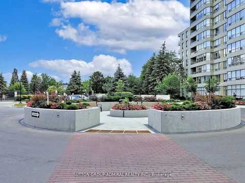 Photo 36 at 401 - 11 Townsgate Drive, Yorkhill, Vaughan