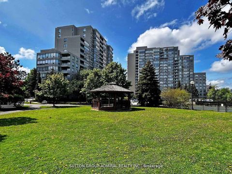 Photo 41 at 401 - 11 Townsgate Drive, Yorkhill, Vaughan