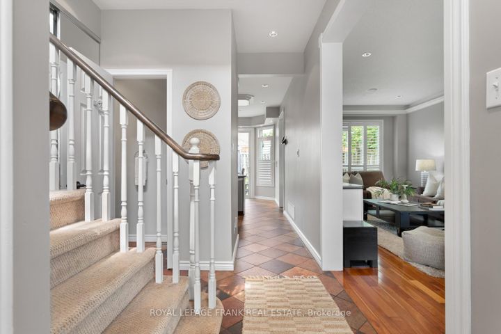 Photo 3 at 1089 Timberland Crescent, Pinecrest, Oshawa