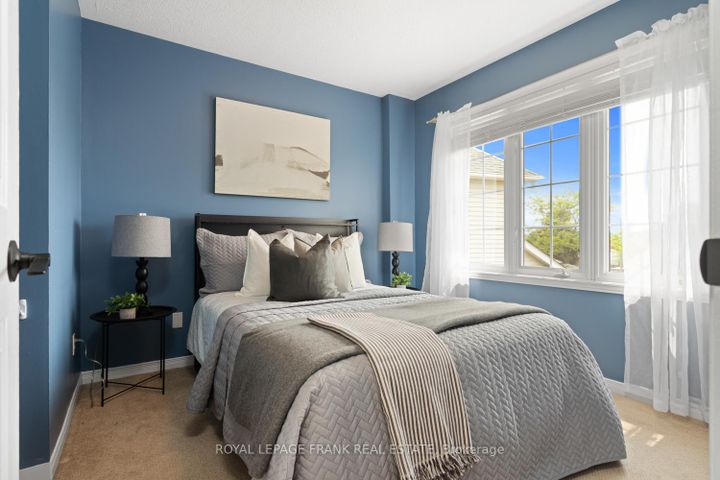 Photo 18 at 1089 Timberland Crescent, Pinecrest, Oshawa