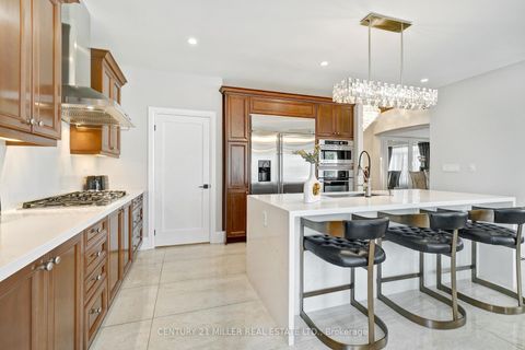 Photo 13 at 3298 Liptay Avenue, BC Bronte Creek, Oakville