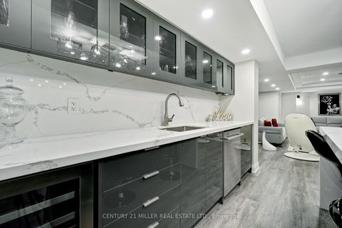 Photo 32 at 3298 Liptay Avenue, BC Bronte Creek, Oakville