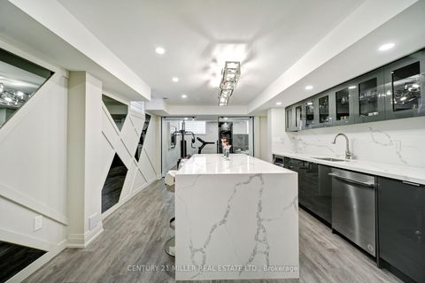 Photo 33 at 3298 Liptay Avenue, BC Bronte Creek, Oakville