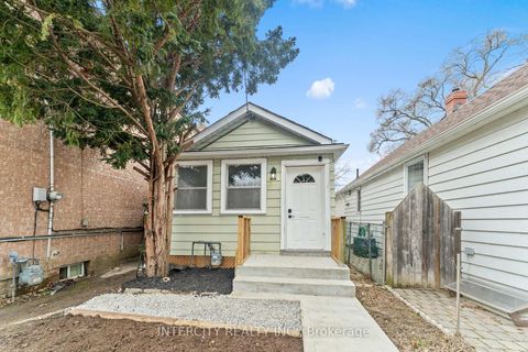 Photo 0 at 68 Greendale Avenue, Smythe, Toronto