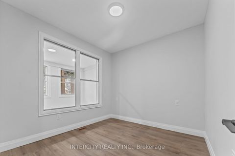 Photo 7 at 68 Greendale Avenue, Smythe, Toronto