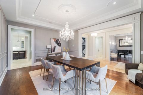 Photo 10 at 6 Weller Crescent, Maple, Vaughan