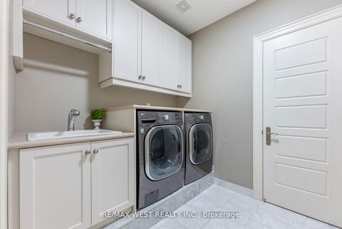 Photo 31 at 6 Weller Crescent, Maple, Vaughan