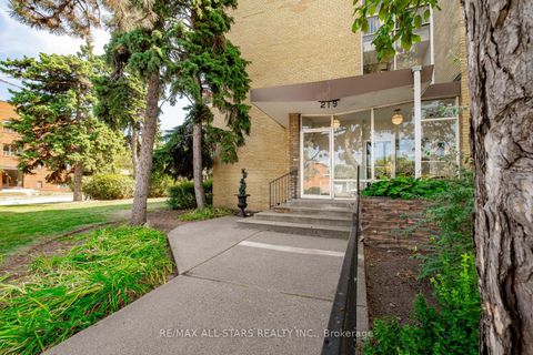 Photo 5 at 201 - 219 Wilson Avenue, Nortown, Toronto