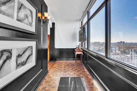 Photo 22 at 12 - 423 Avenue Road, St. Clair, Toronto