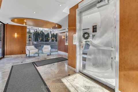 Photo 38 at 12 - 423 Avenue Road, St. Clair, Toronto