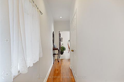 Photo 9 at 14 Churchill Avenue, Bellwoods, Toronto