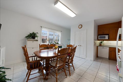 Photo 10 at 14 Churchill Avenue, Bellwoods, Toronto