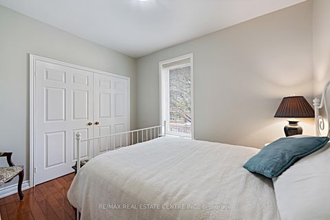 Photo 15 at 14 Churchill Avenue, Bellwoods, Toronto