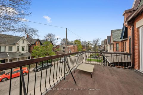 Photo 33 at 14 Churchill Avenue, Bellwoods, Toronto