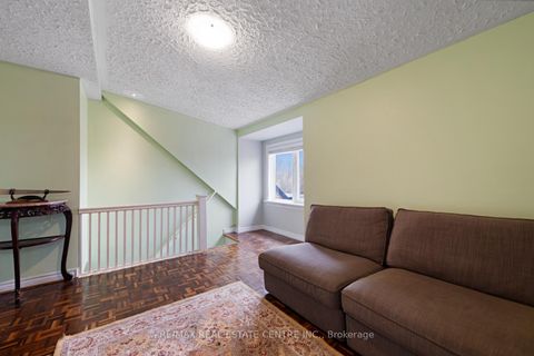 Photo 34 at 14 Churchill Avenue, Bellwoods, Toronto
