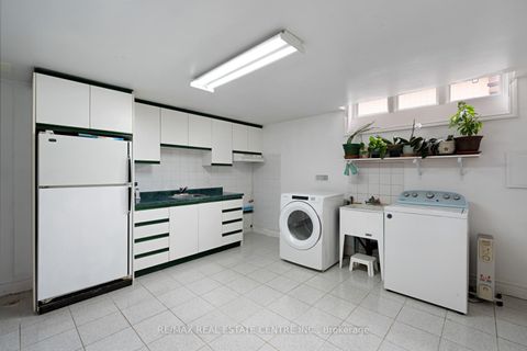 Photo 40 at 14 Churchill Avenue, Bellwoods, Toronto