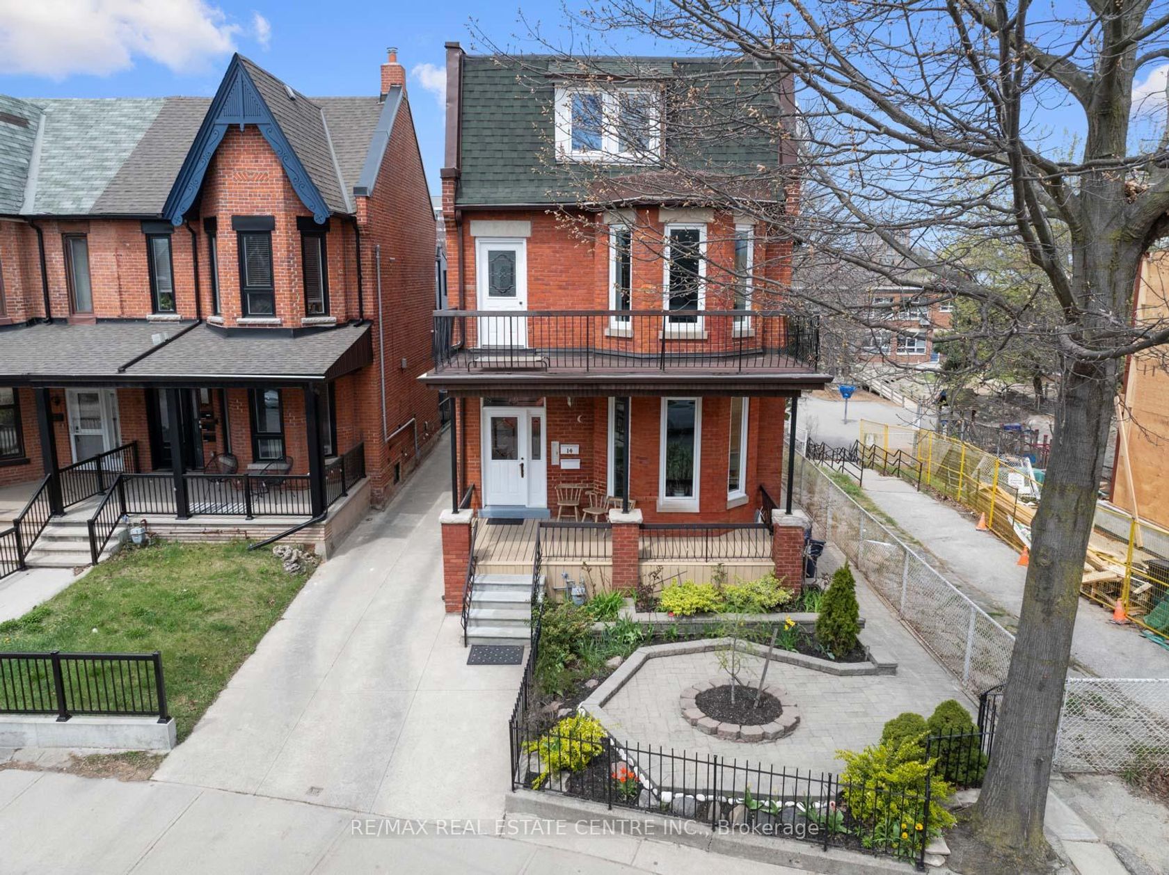 14 Churchill Avenue, Bellwoods, Toronto 