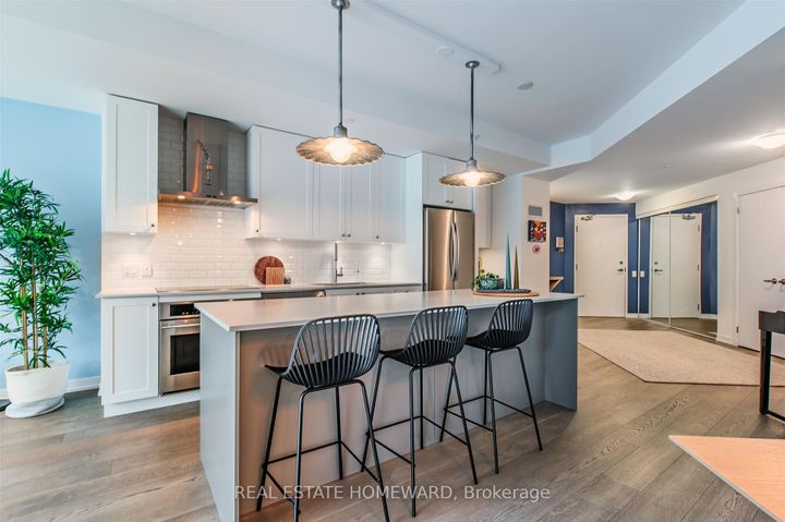 Photo 3 at 424 - 38 Howard Park Avenue, Roncesvalles, Toronto