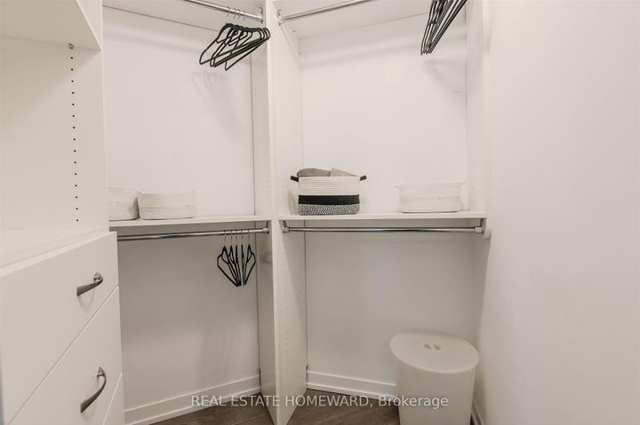 Photo 22 at 424 - 38 Howard Park Avenue, Roncesvalles, Toronto