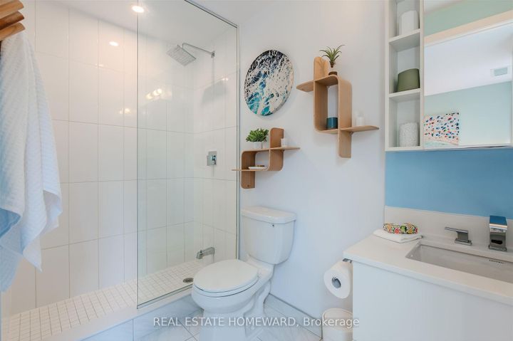 Photo 23 at 424 - 38 Howard Park Avenue, Roncesvalles, Toronto