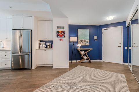 Photo 19 at 424 - 38 Howard Park Avenue, Roncesvalles, Toronto