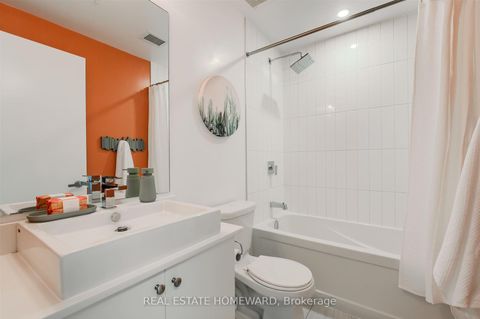 Photo 27 at 424 - 38 Howard Park Avenue, Roncesvalles, Toronto