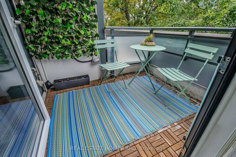 Photo 29 at 424 - 38 Howard Park Avenue, Roncesvalles, Toronto