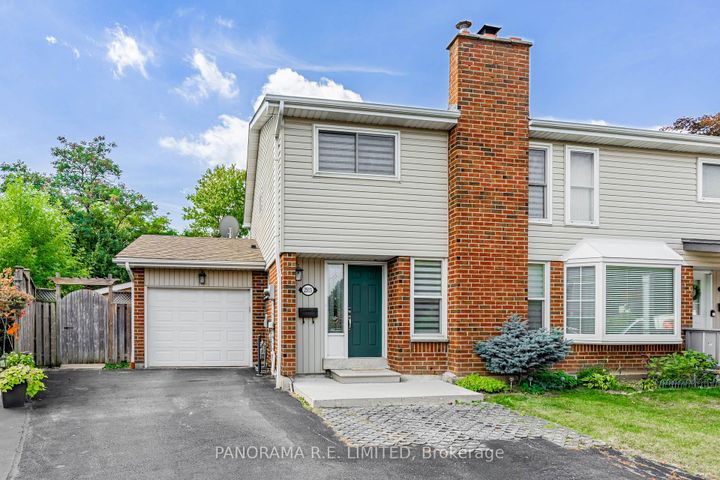 Photo 0 at 2915 Bramshaw Gardens, Meadowvale, Mississauga