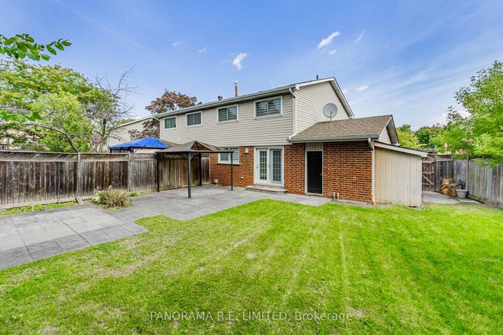 Photo 26 at 2915 Bramshaw Gardens, Meadowvale, Mississauga