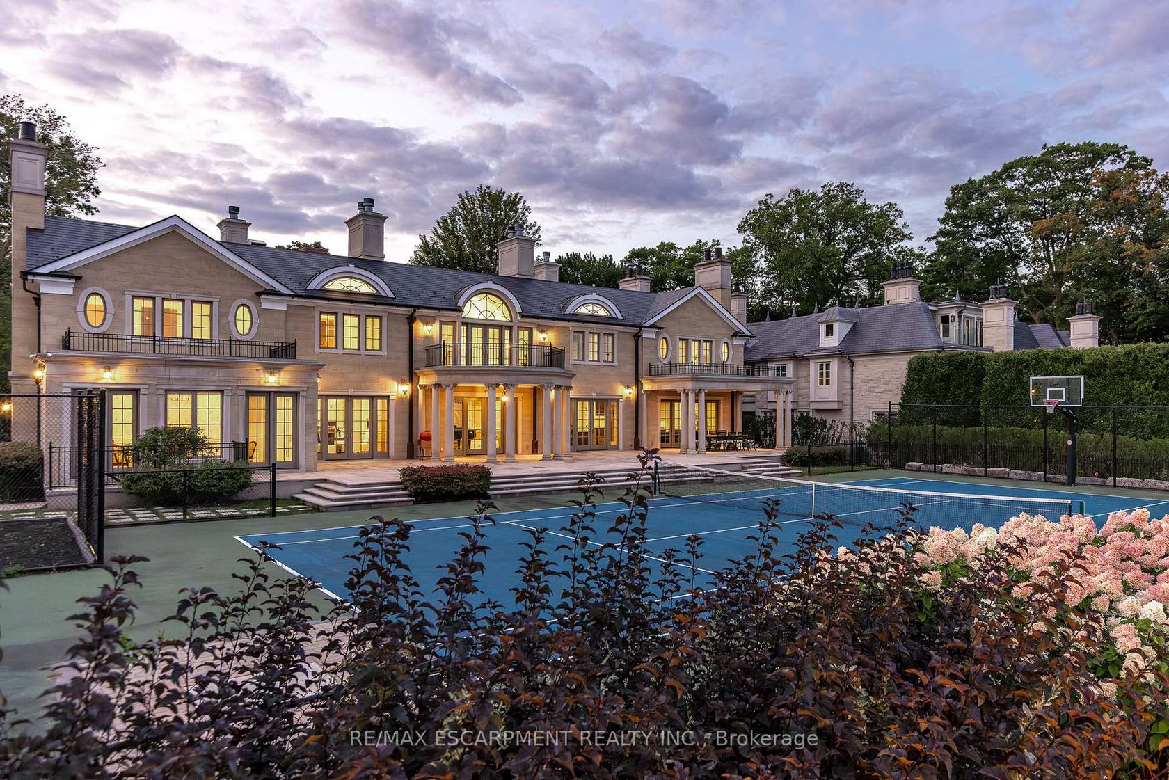 1092 Argyle Drive, MO Morrison, Oakville 