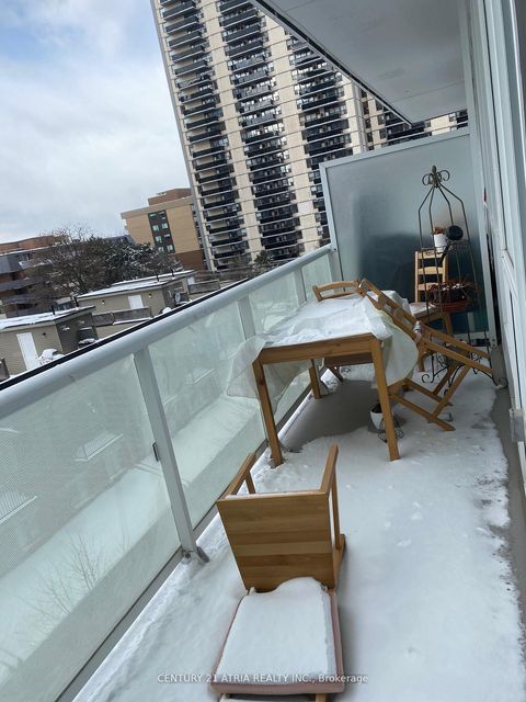 Photo 8 at 512 - 101 Erskine Avenue, Mount Pleasant West, Toronto