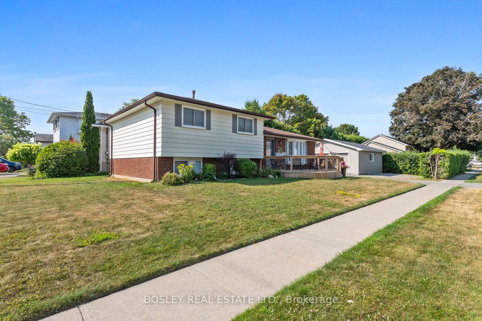 483 Ewing Street, Cobourg by Loree Meneguzzi Real Estate 483 Ewing Street, Cobourg