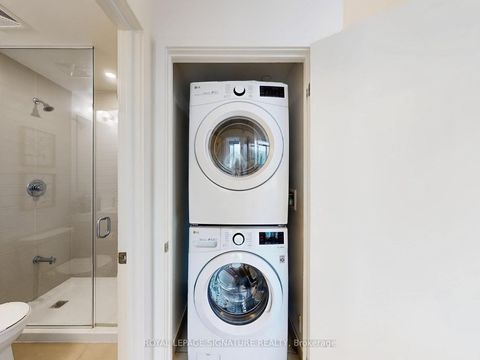 Photo 11 at 2616 - 20 Tubman Avenue, Regent Park, Toronto