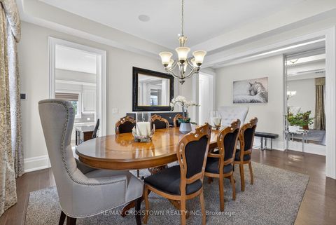 Photo 4 at 10 Annsleywood Court, Kleinburg, Vaughan