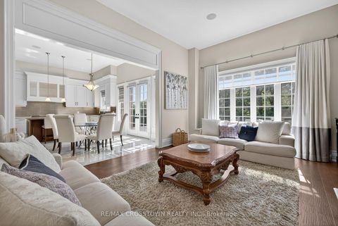 Photo 11 at 10 Annsleywood Court, Kleinburg, Vaughan