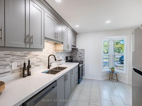 Photo 10 at 2 Giles Court, Jamestown, Toronto Photo 10 at 2 Giles Court, Jamestown, Toronto