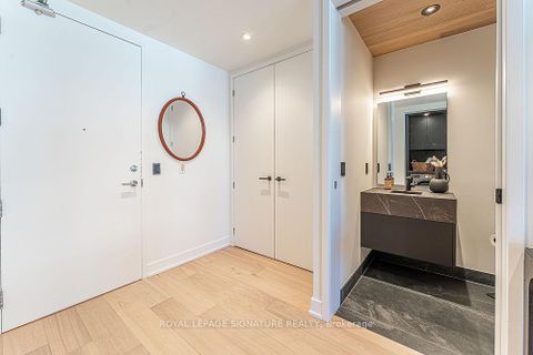Photo 1 at 705 - 60 Bathurst Street, Niagara, Toronto